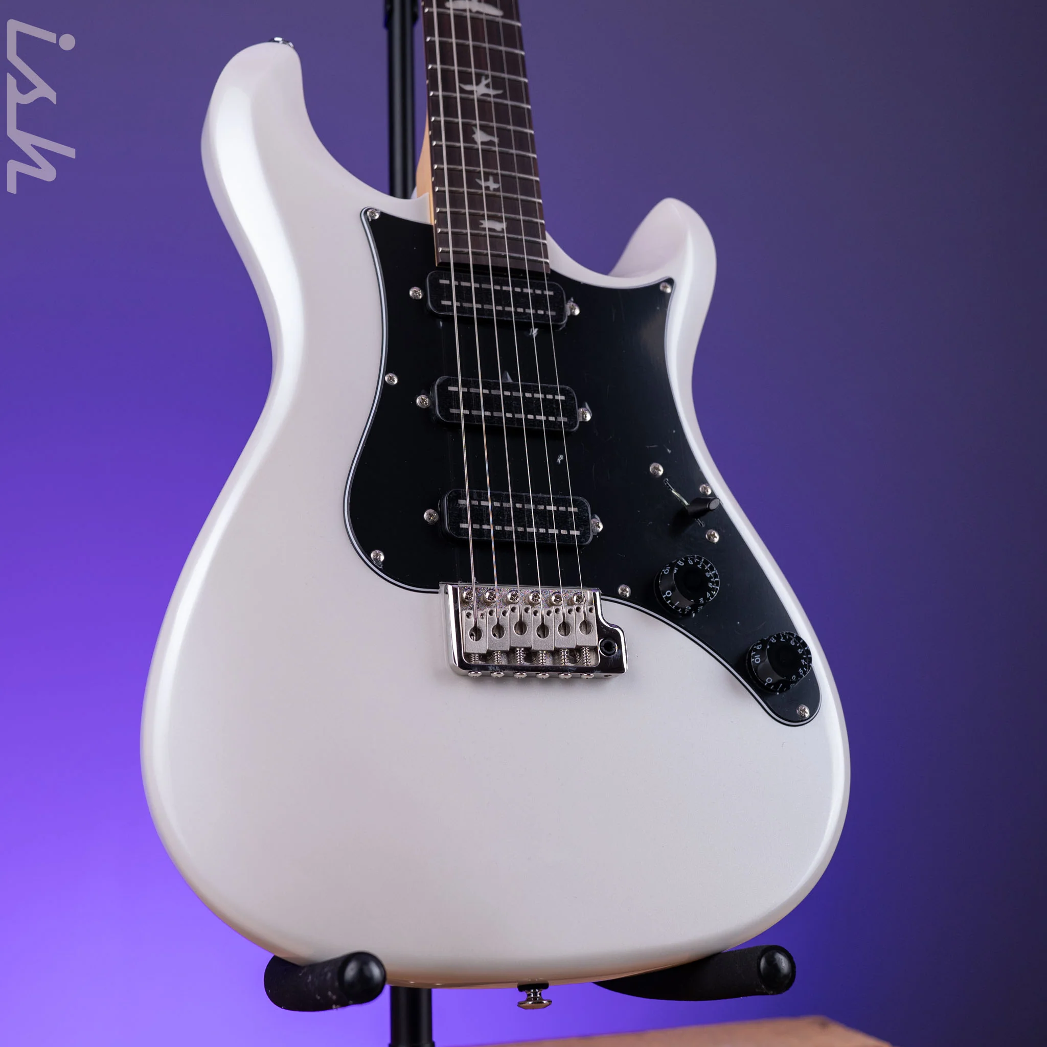 PRS SE NF3 Electric Guitar White Pearl Rosewood Fretboard Demo