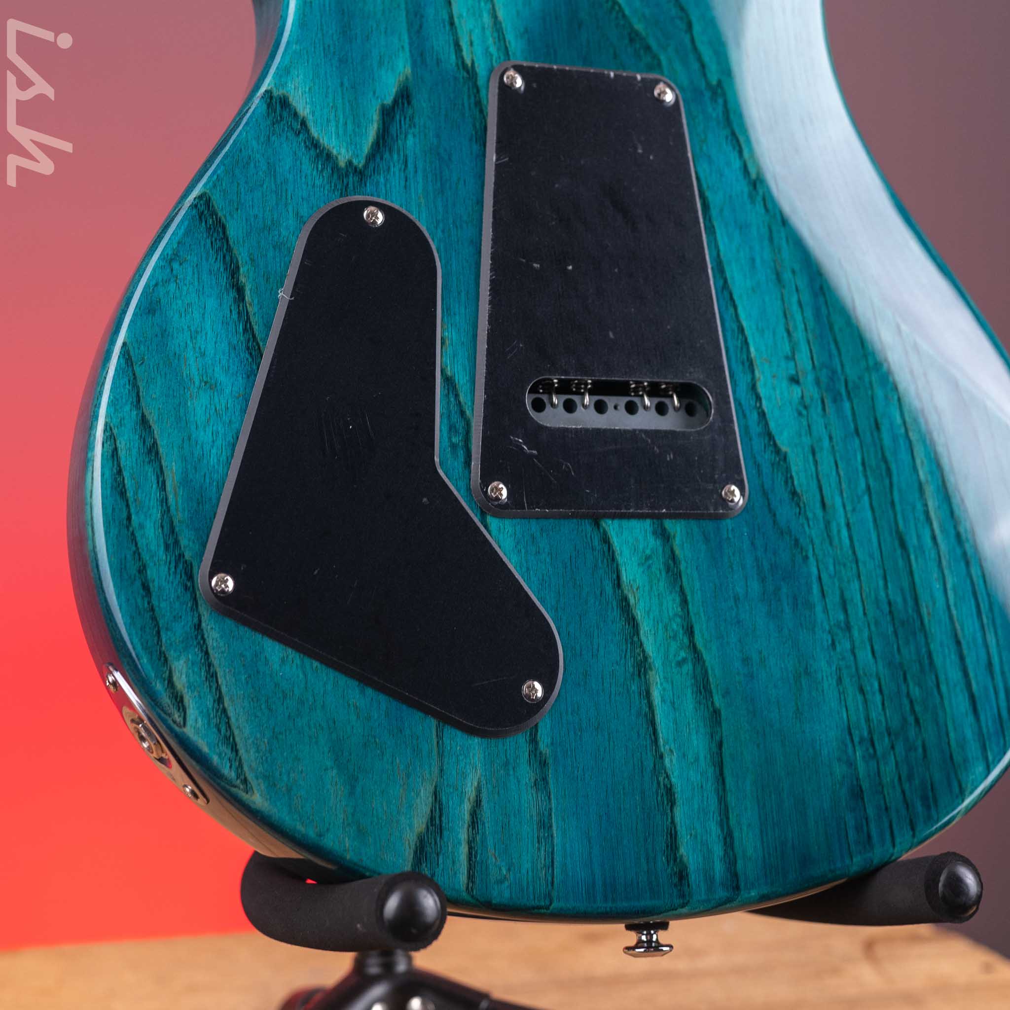 PRS SE Swamp Ash Special Electric Guitar Iri Blue - Image 9