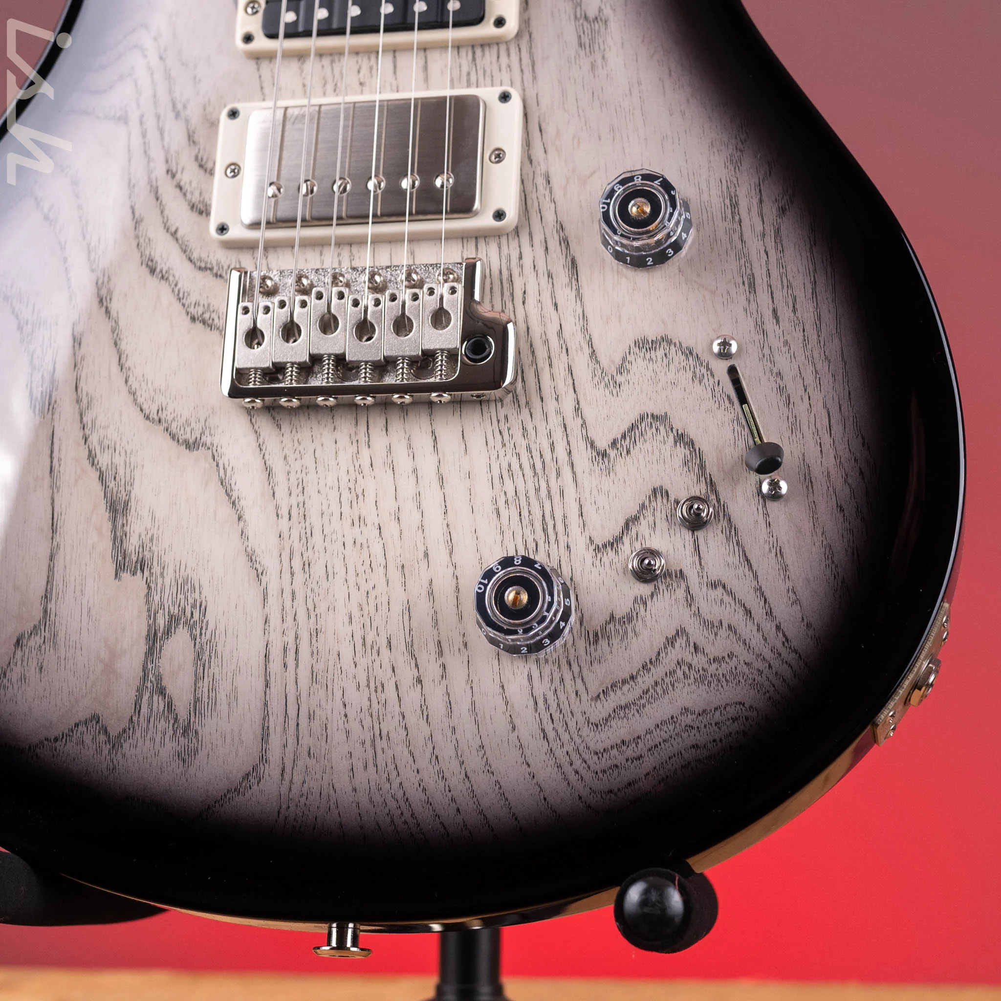 PRS Swamp Ash Special White Doghair Smokeburst - Image 5
