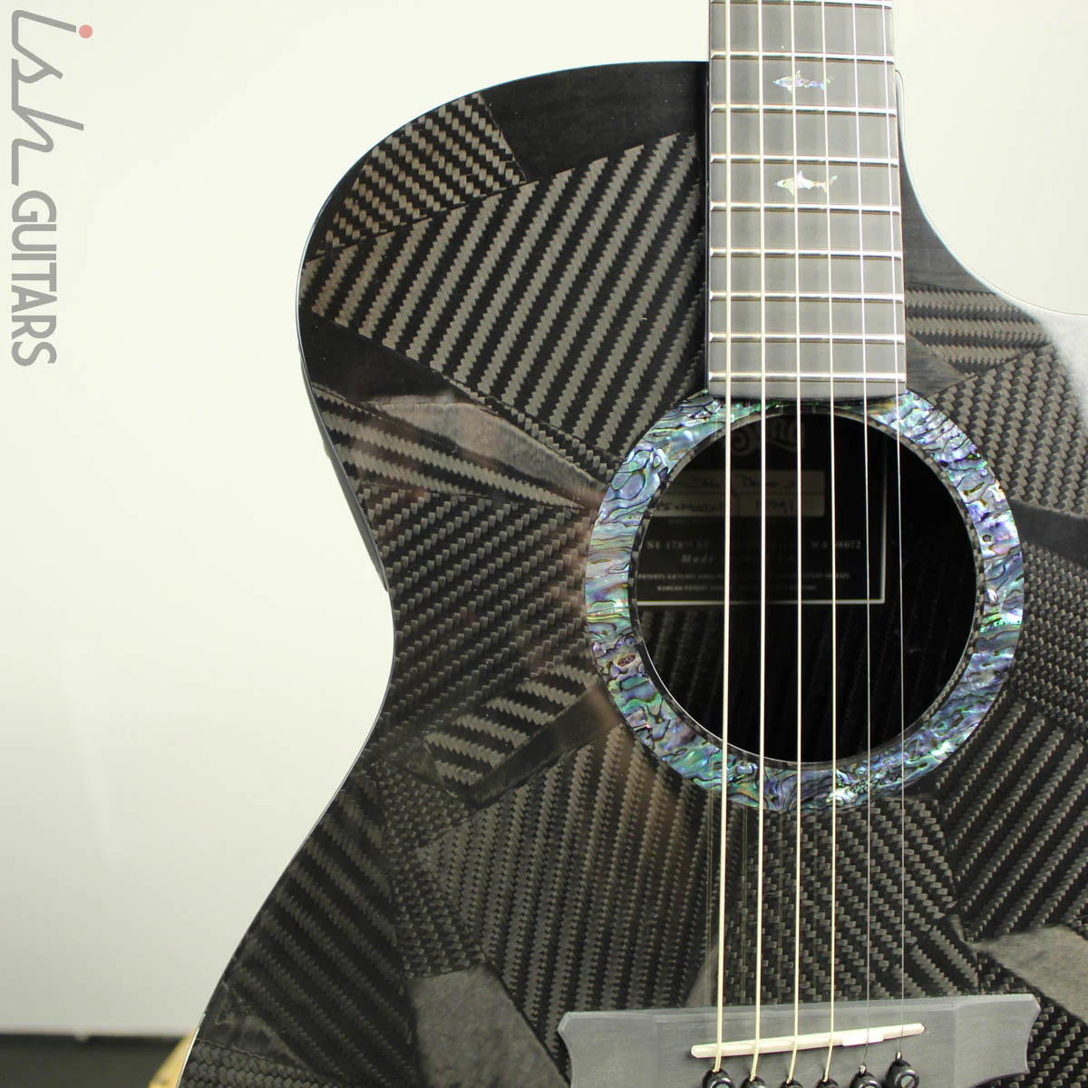 RainSong Black Ice BI-OM1000N2 Graphite Acoustic - Image 3