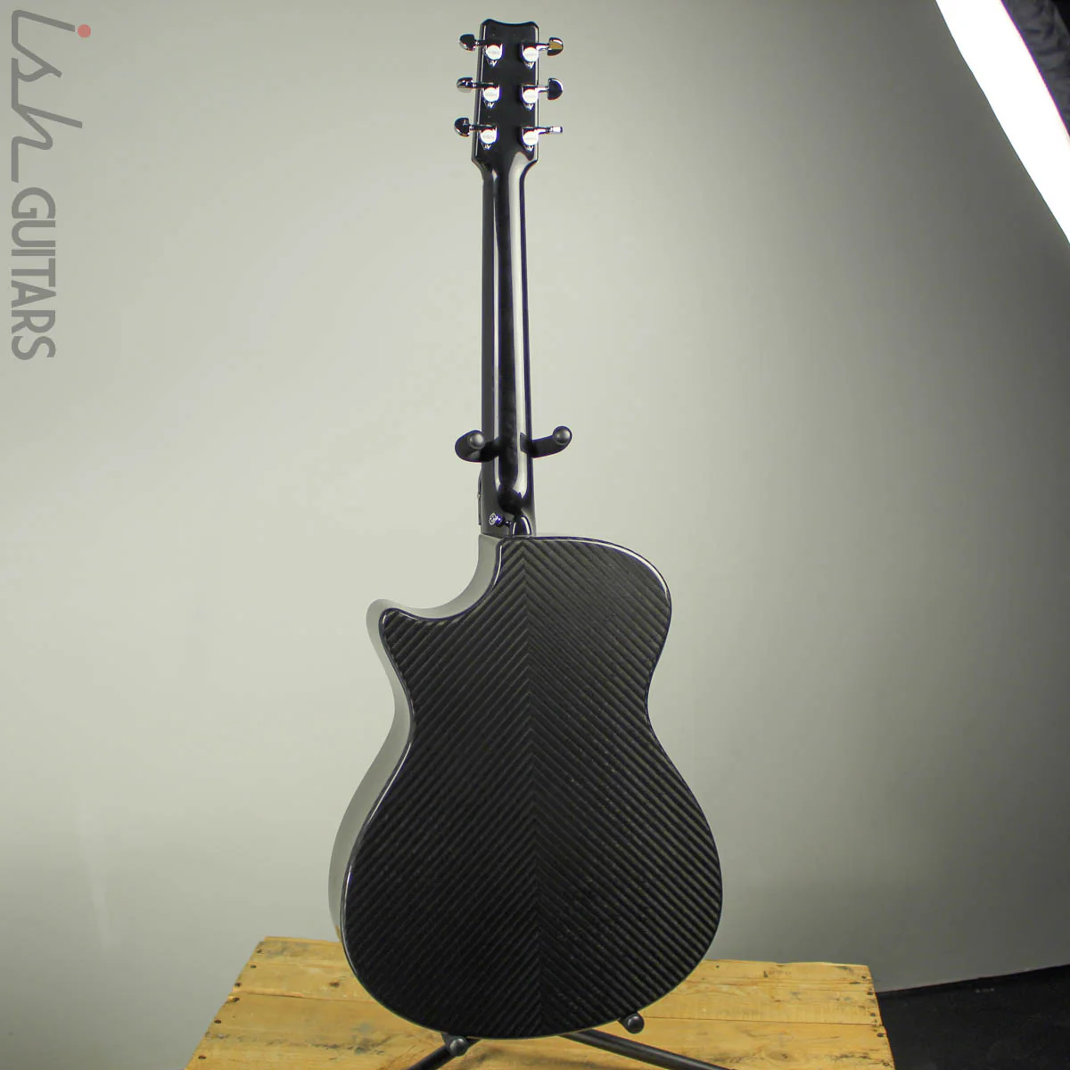 RainSong Black Ice BI-OM1000N2 Graphite Acoustic - Image 8