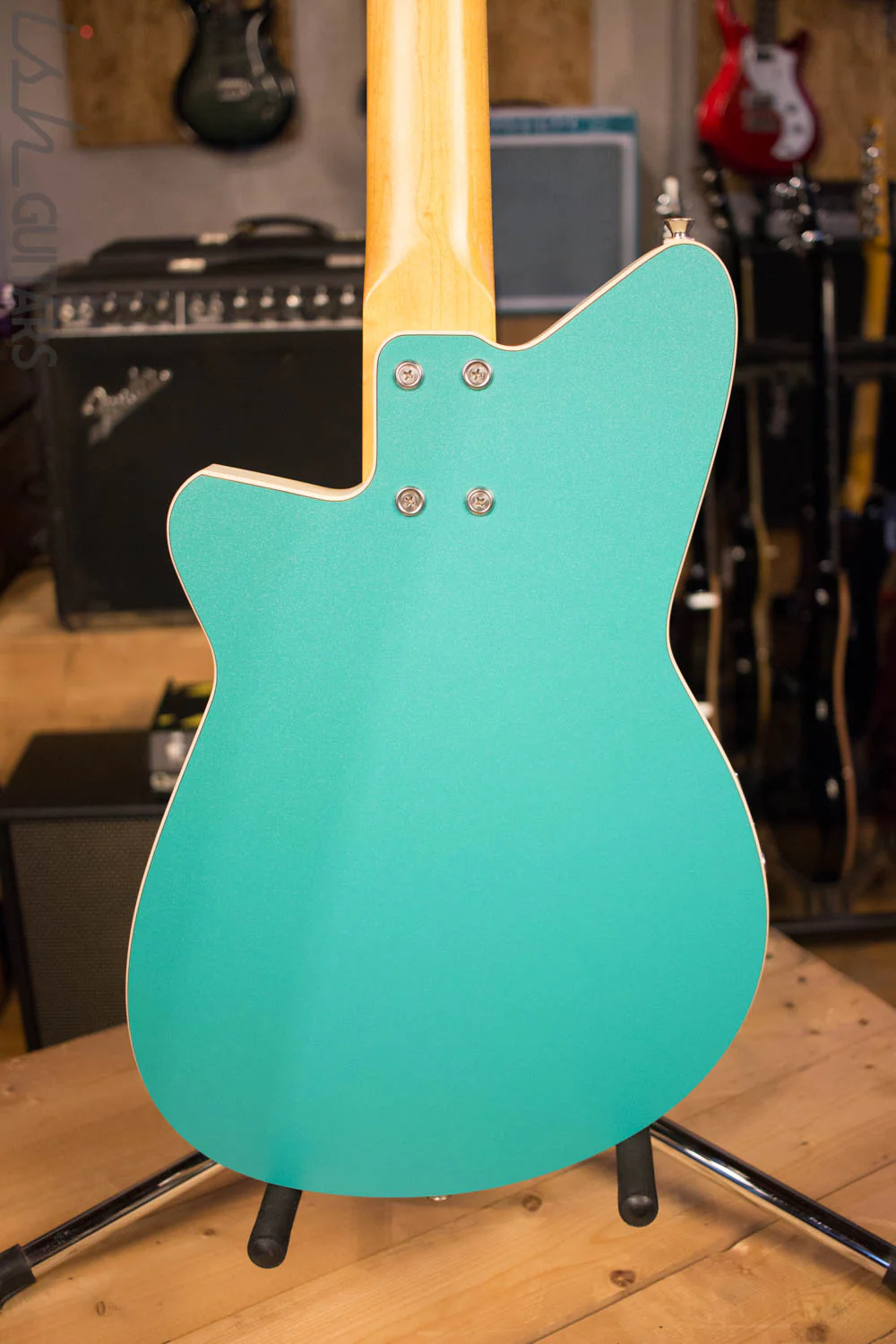 USA Reverend RumbleFish Turquoise 4 String Bass RARE - Image 7