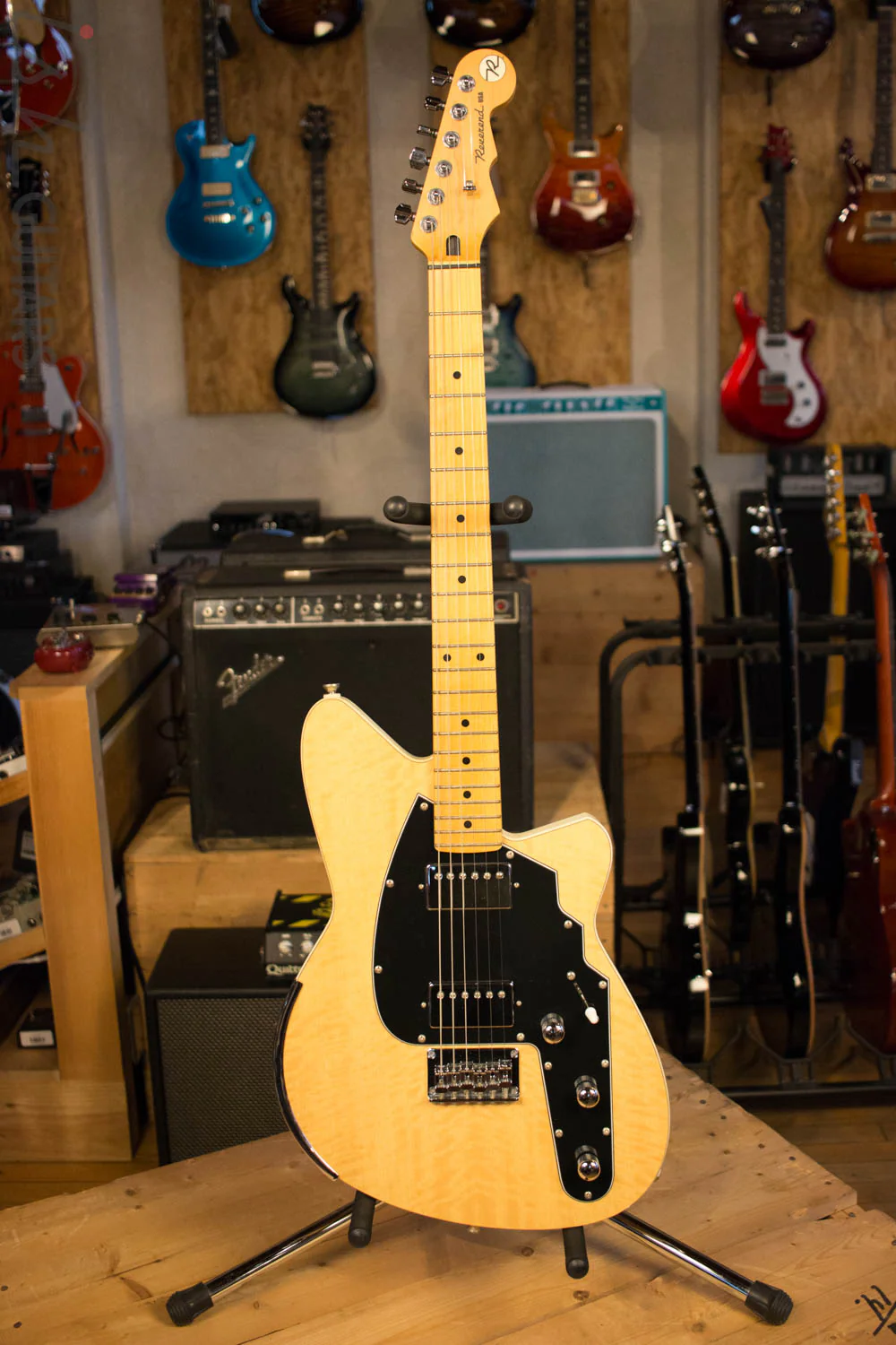 USA Reverend Rocco Guitar Faux Flamed Maple RARE - Image 2