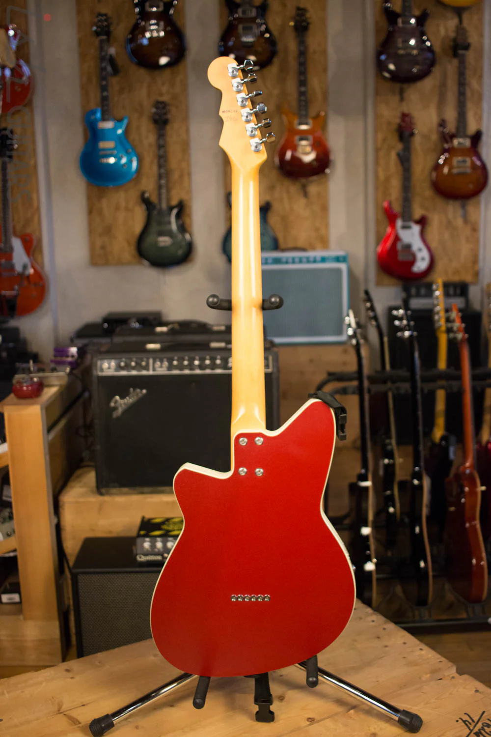 2000's USA Reverend Slingshot Advanced Guitar Blood Red Bass Contour RARE - Image 8
