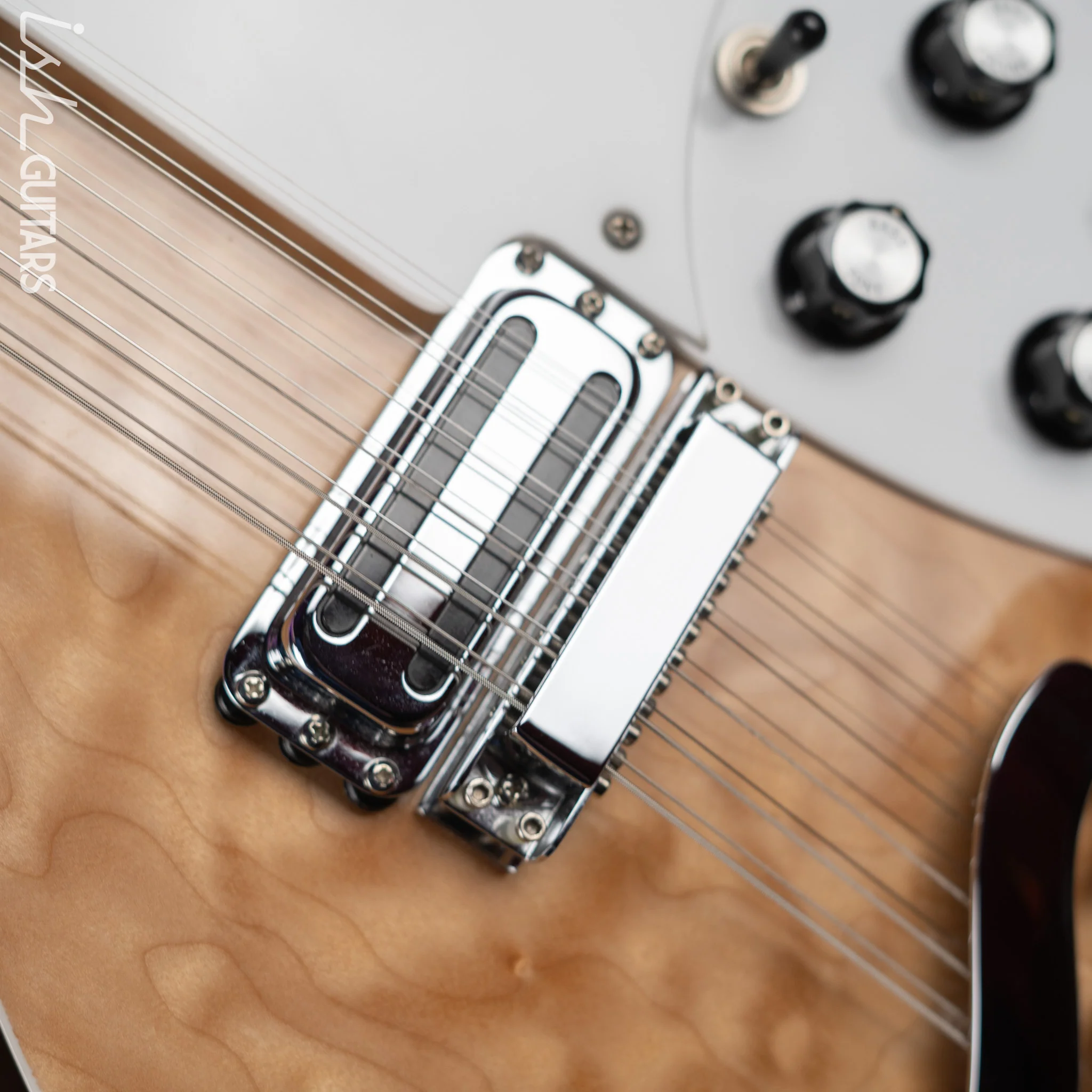 1996 Rickenbacker 381/12 V69 12-String Electric Guitar Natural - Image 9