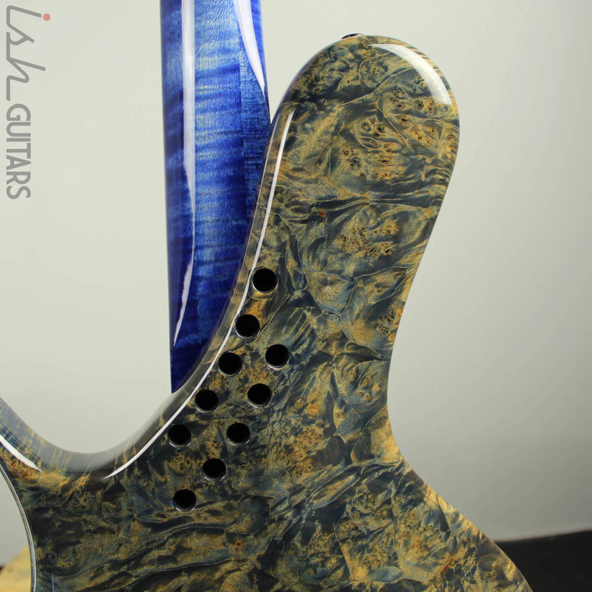Ritter R8 Singlecut Bass Guitar Solid Maple Burl - Image 10