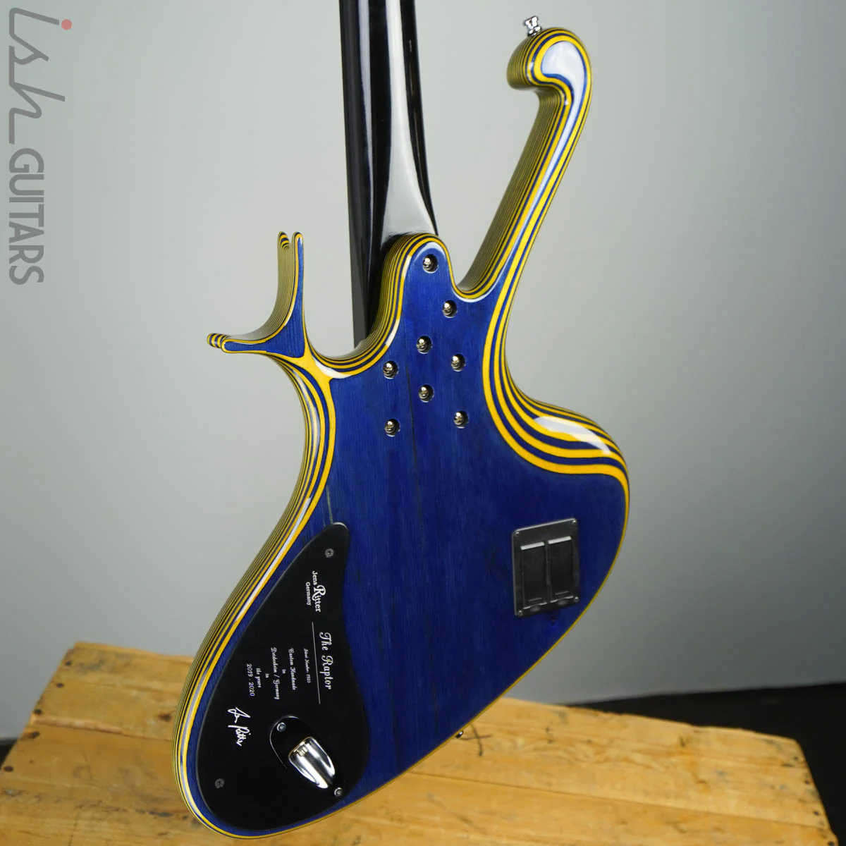 Ritter Raptor 4 String Bass Guitar Blue Yellow High Density Ply - Image 6