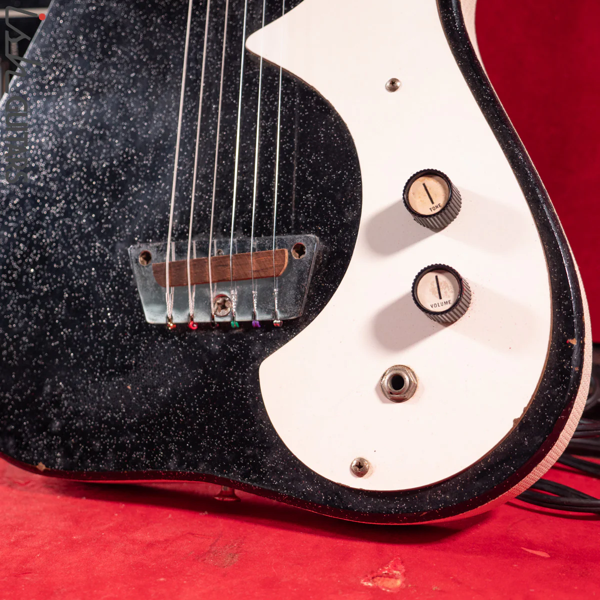 1960s Sears Silvertone Model 1448 Guitar and Amplifier Case - Image 7