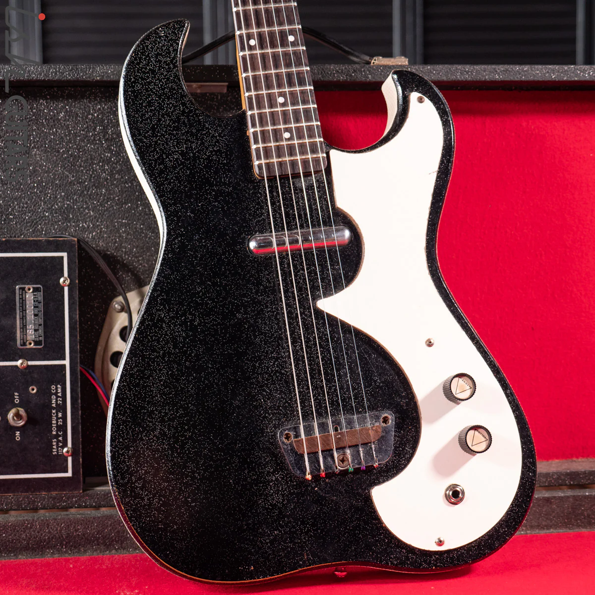 1960s Sears Silvertone Model 1448 Guitar and Amplifier Case - Image 4