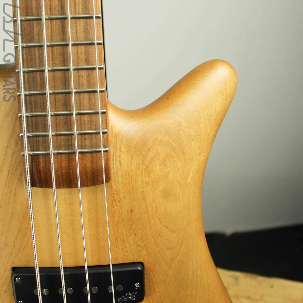 Spector Forte 4 USA Natural Swamp Ash Bass Guitar - Image 3
