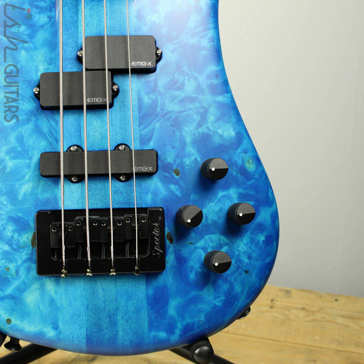 2018 Spector NS-2 Ish Limited Buckeye Burl Coral Blue Bass - Image 4