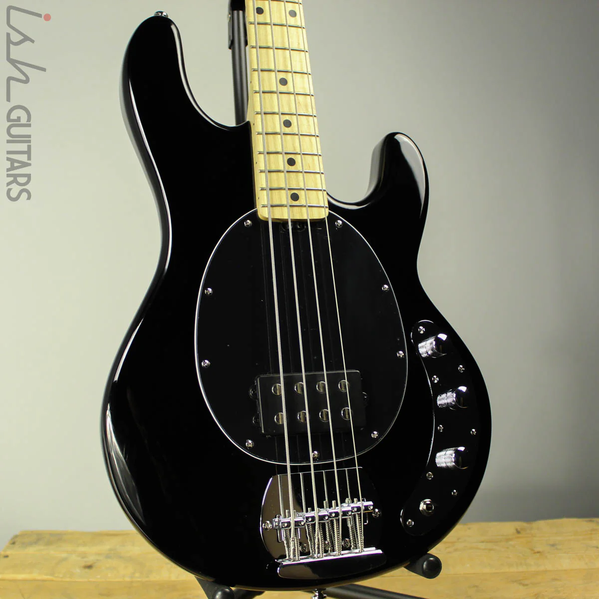 Sterling by Music Man Stingray Ray4 SUB Black