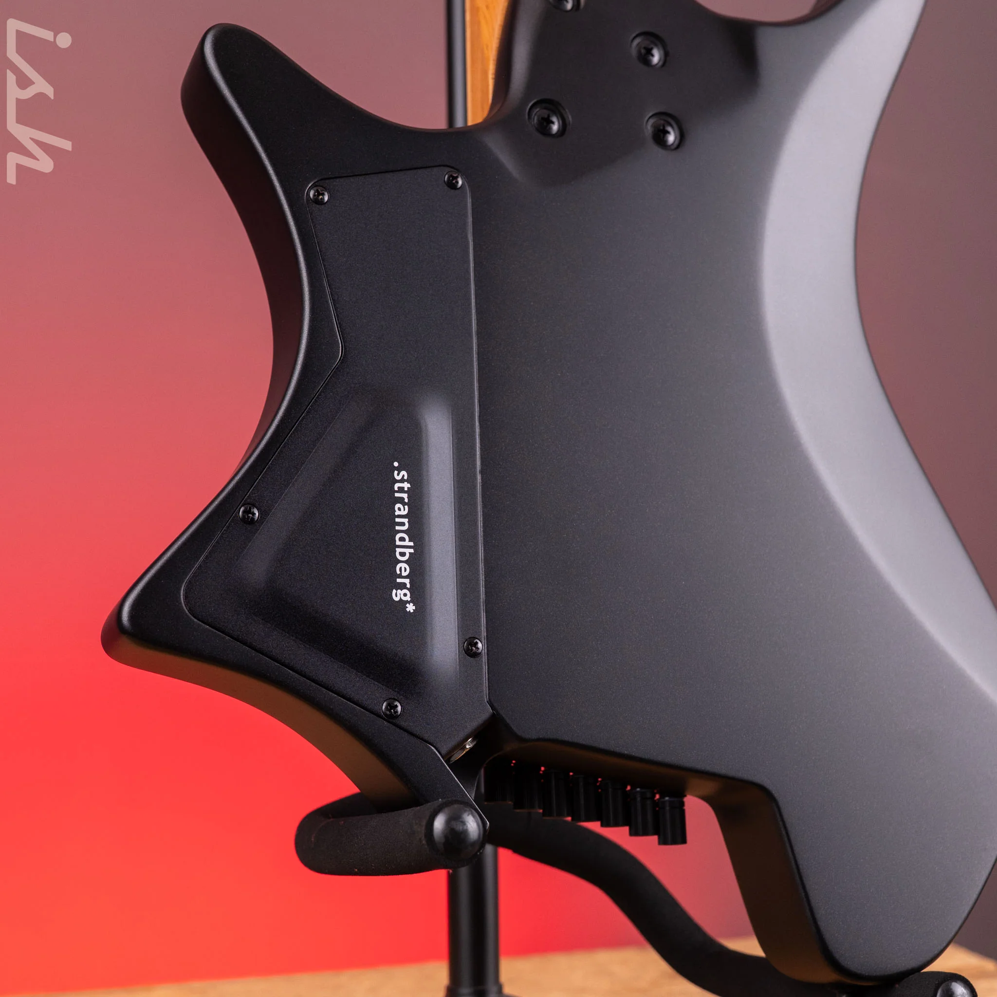 Strandberg Boden Standard N2.7 Black Satin Metallic - Image 10