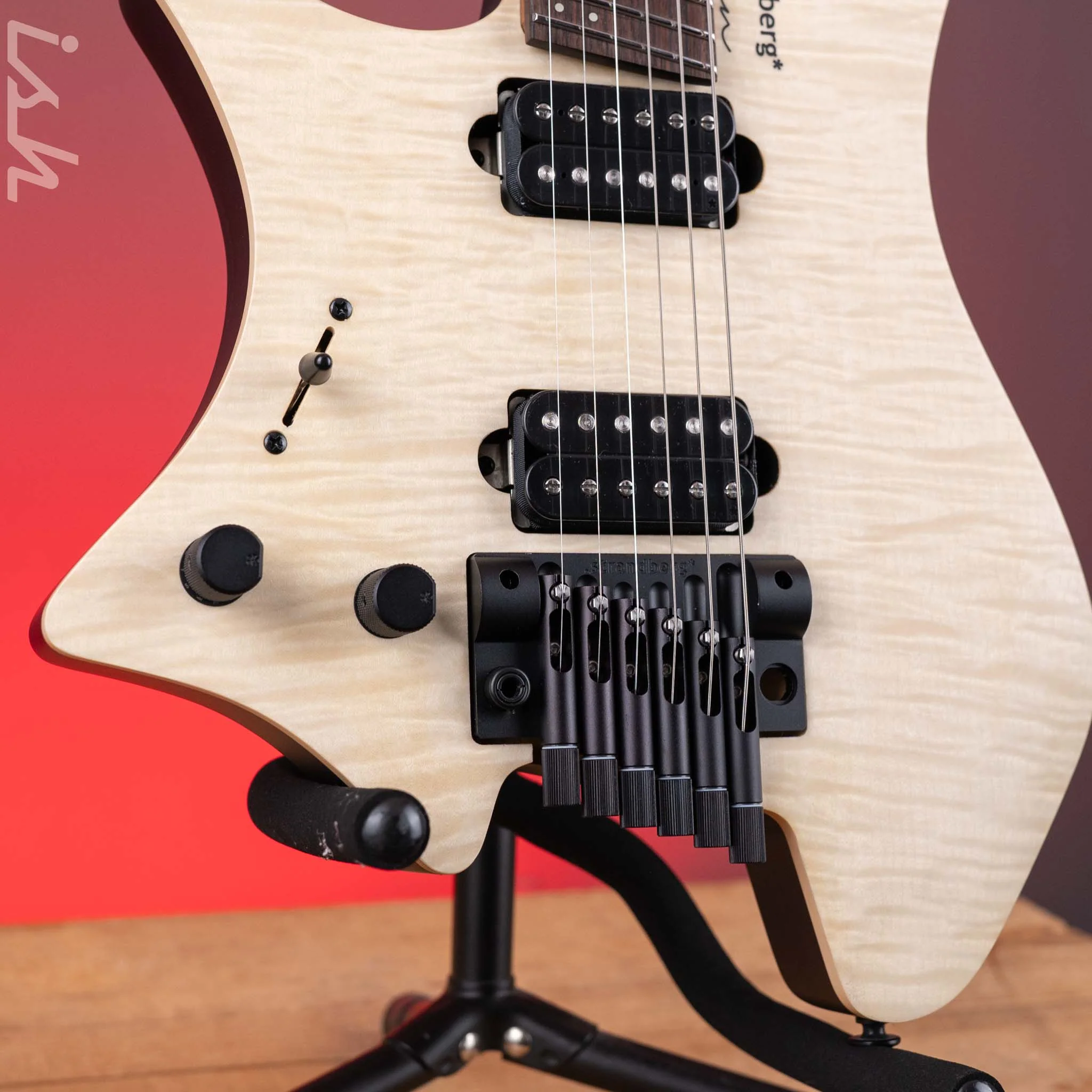 Strandberg Boden Standard NX 6 Lefty Tremolo Natural - Image 4