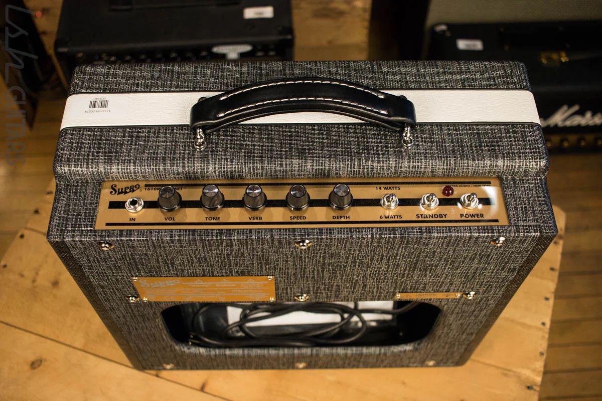 Supro 1610RT Comet 6/14W 1x10 Tube Guitar Combo Amp - Image 4