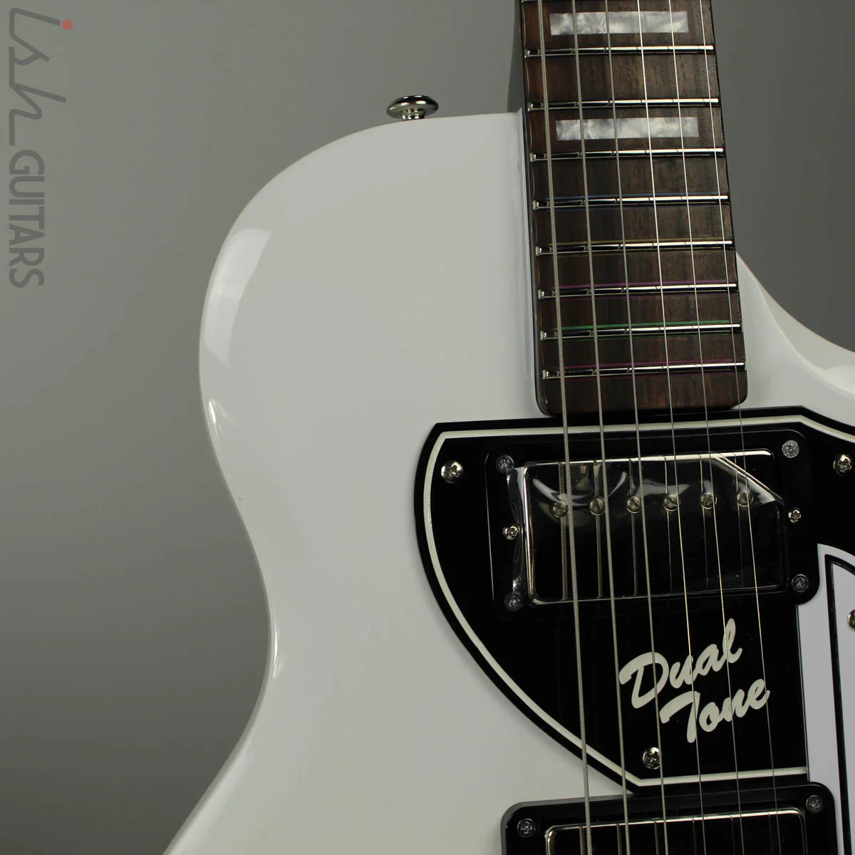 Supro David Bowie Limited Edition Dual Tone Electric Guitar White Finish - Image 3