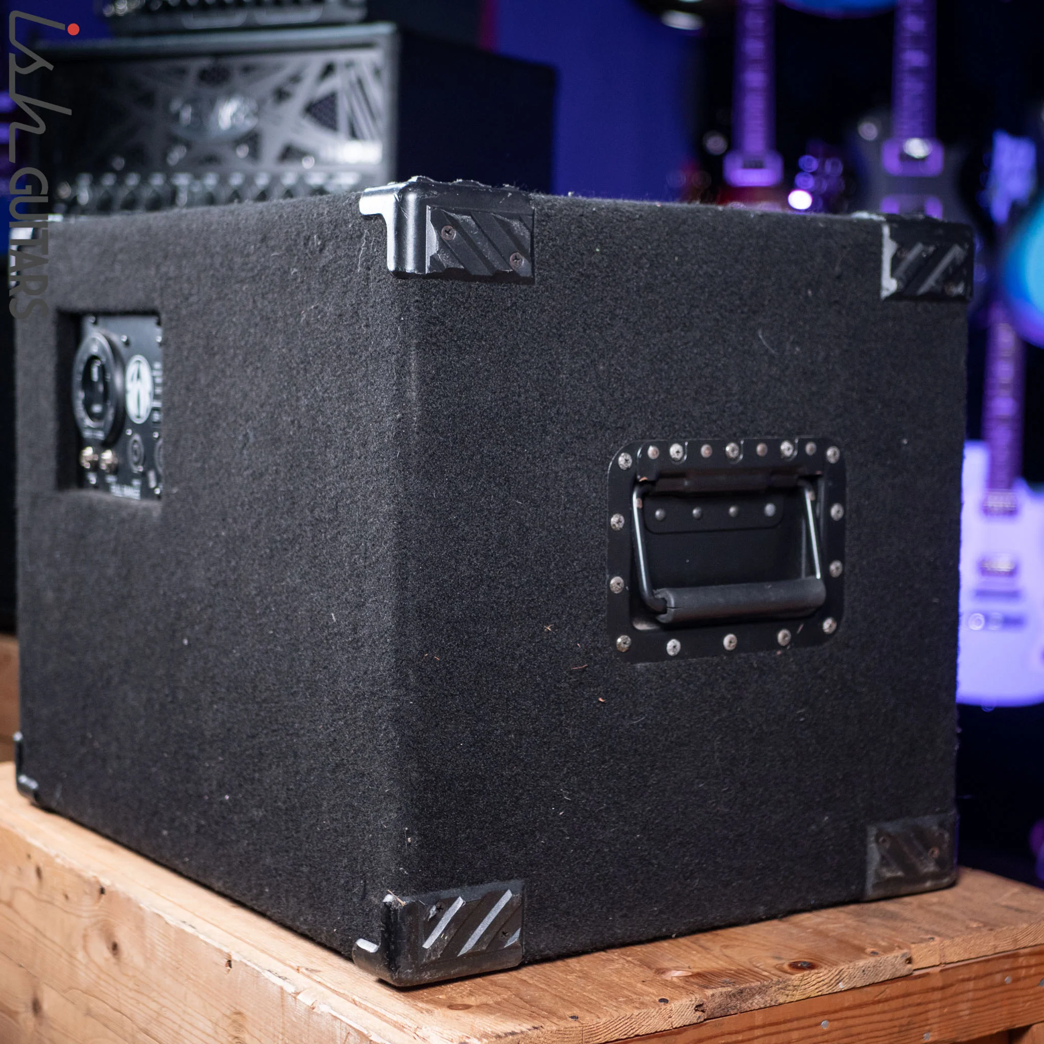 SWR Goliath Jr III 4 Ohm Bass Cabinet Black/Chrome - Image 11