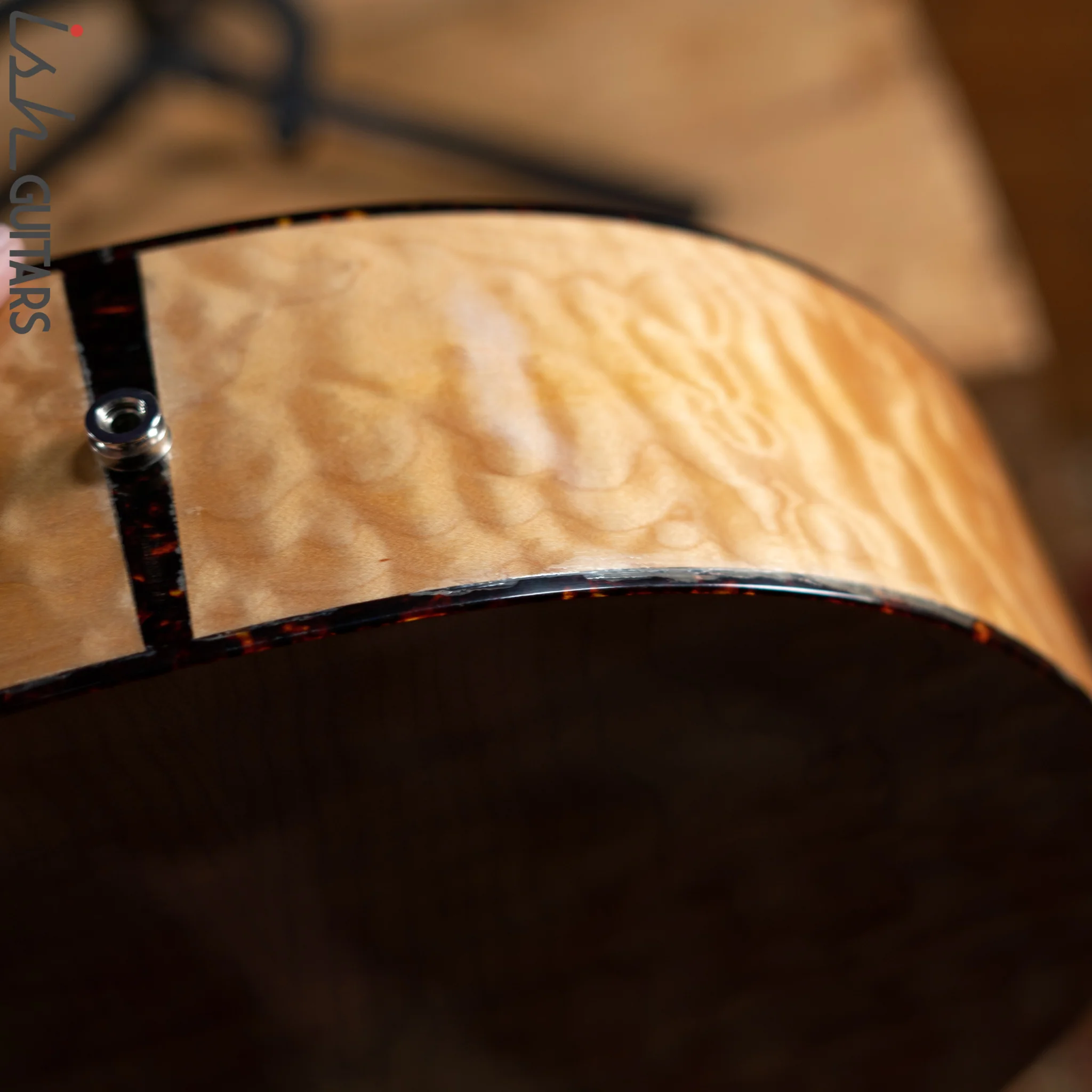 Tacoma JF 21 Natural Flame Maple - Image 20