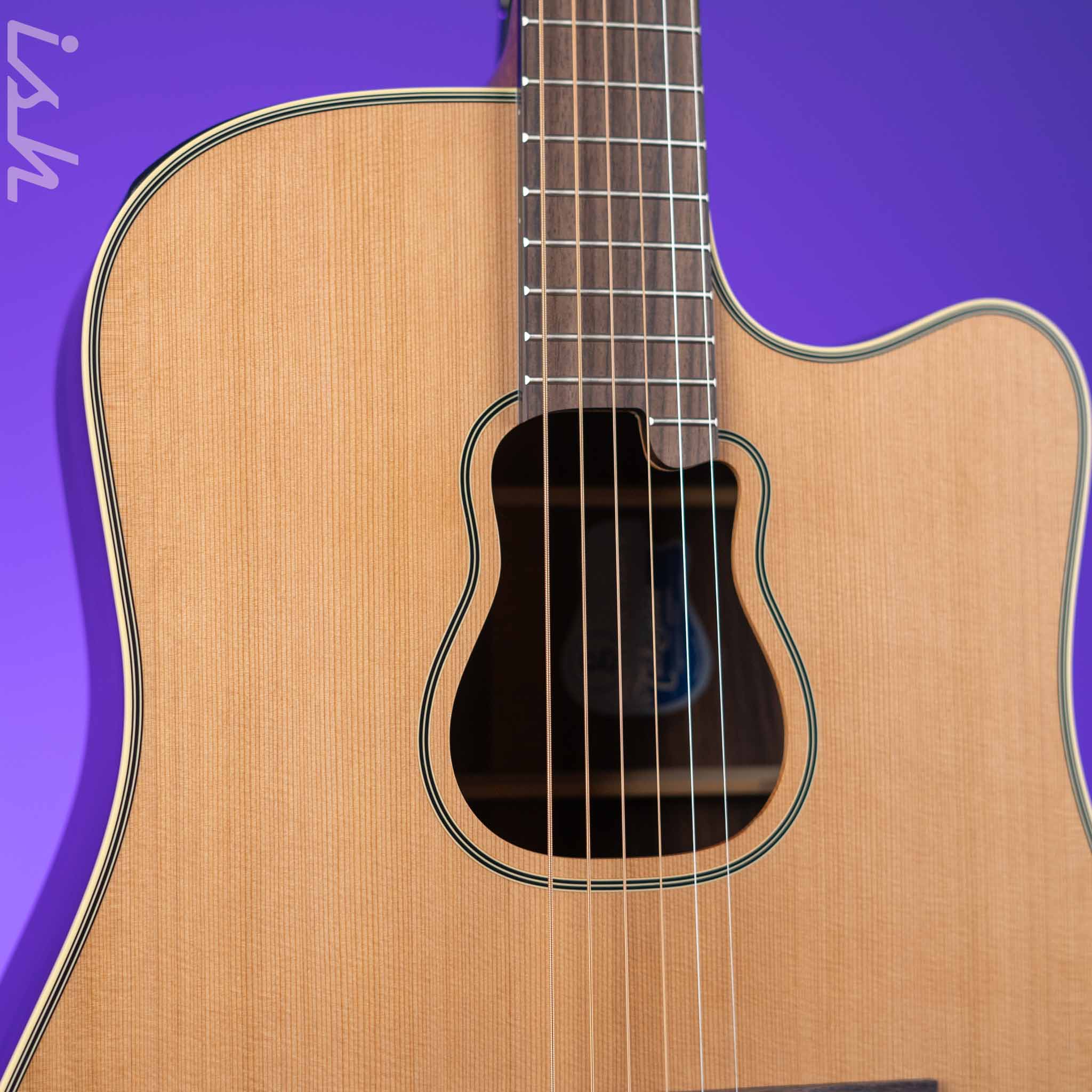 Takamine GB7C Garth Brooks Signature Acoustic-Electric Guitar Natural Demo - Image 3