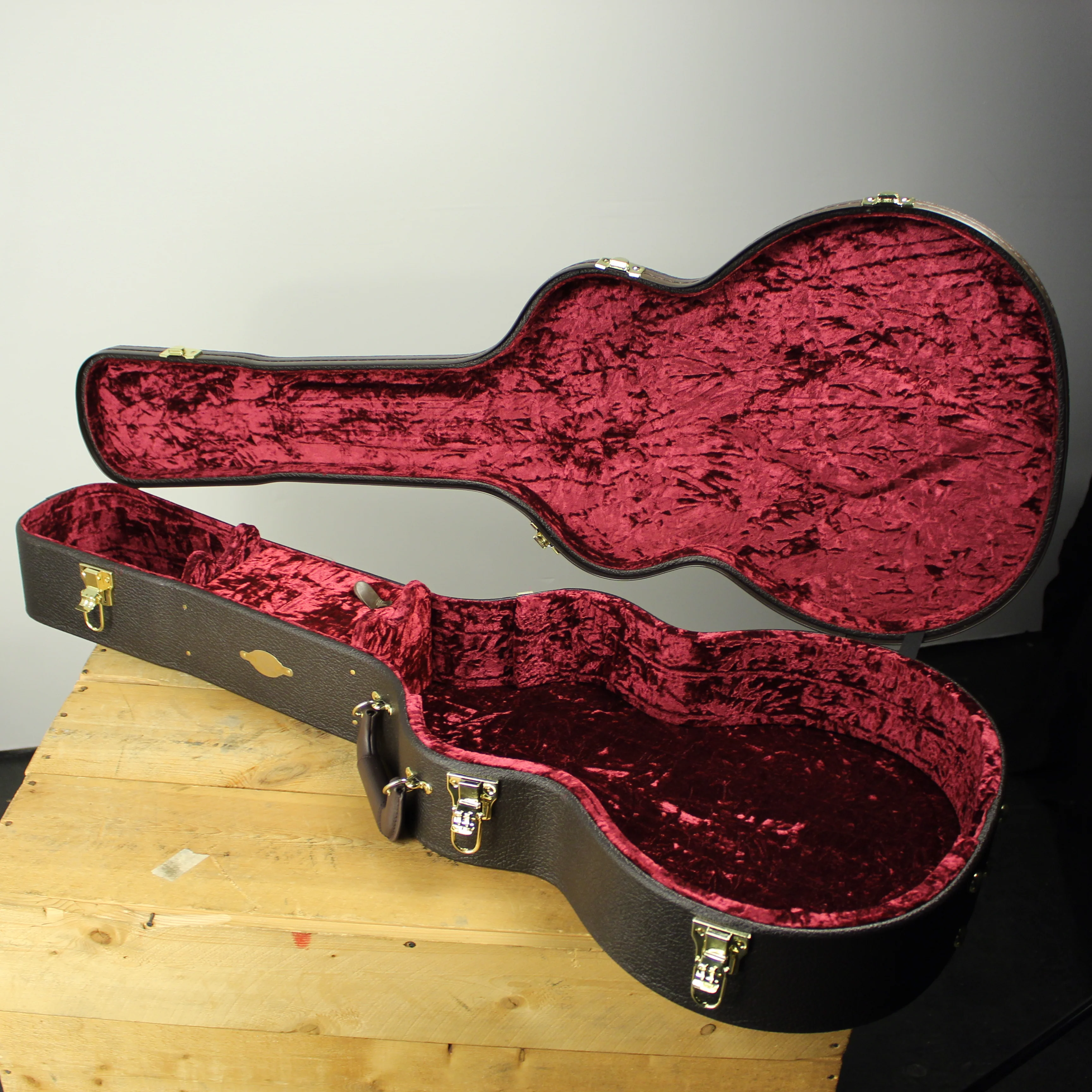 Taylor 714ce Grand Auditorium - Image 12