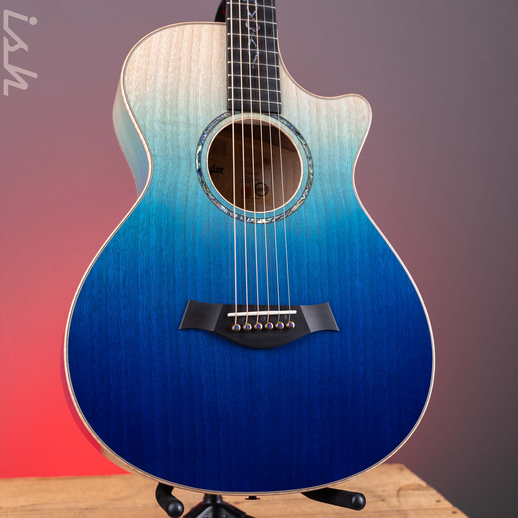 Taylor Custom Grand Concert C22e 12-Fret Ombre Blue Catch #5