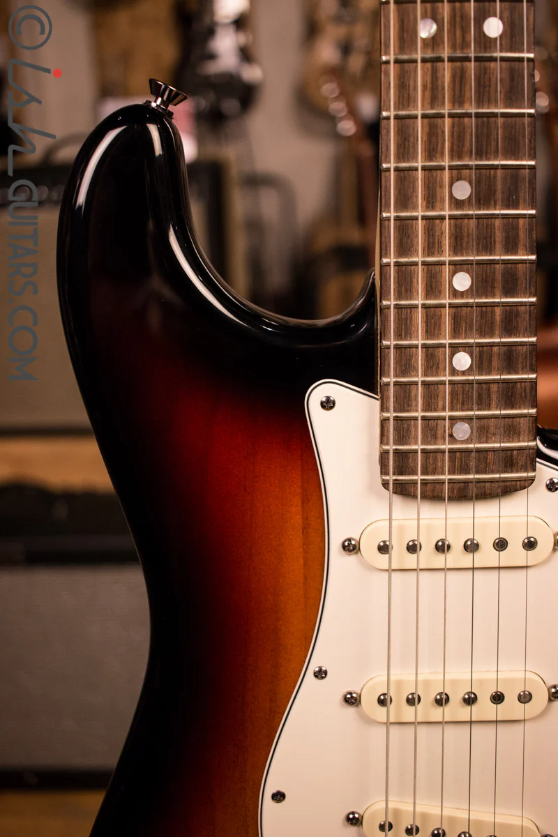 USA Fender 60th Anniversary Diamond Stratocaster Used - Image 3