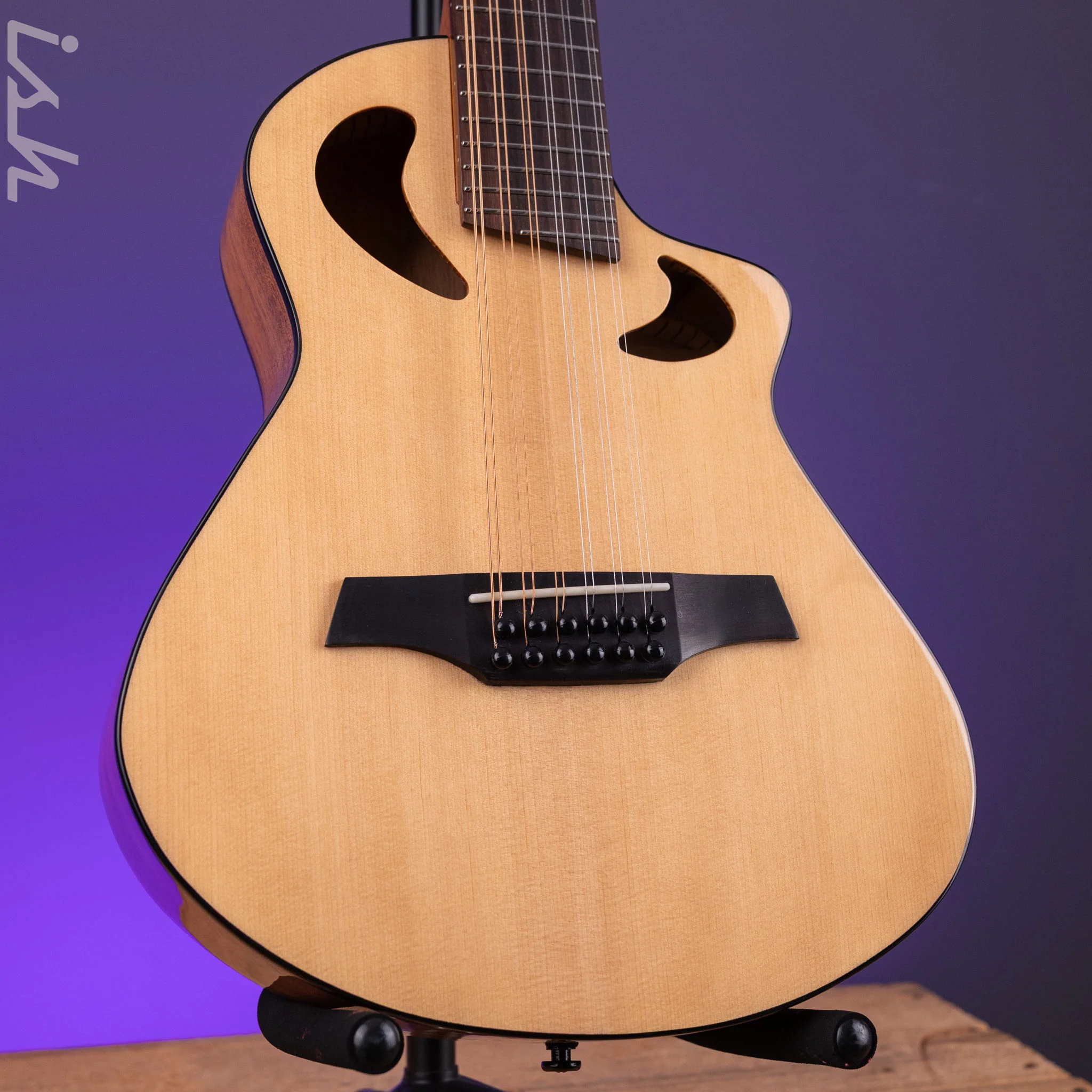 Veillette Avante Gryphon 12-String Acoustic Guitar Natural