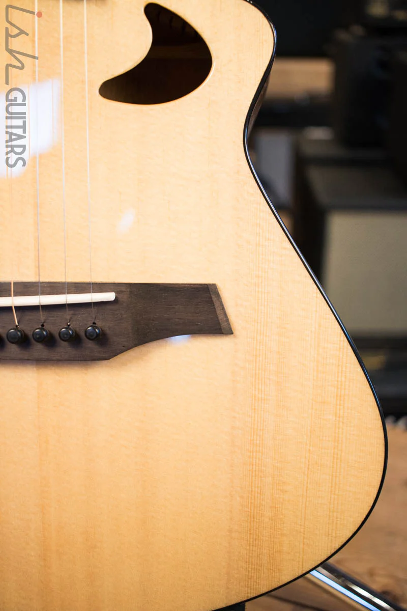 Veillette Avante Gryphon Six String Cutaway Clear Finish Acoustic Guitar - Image 4
