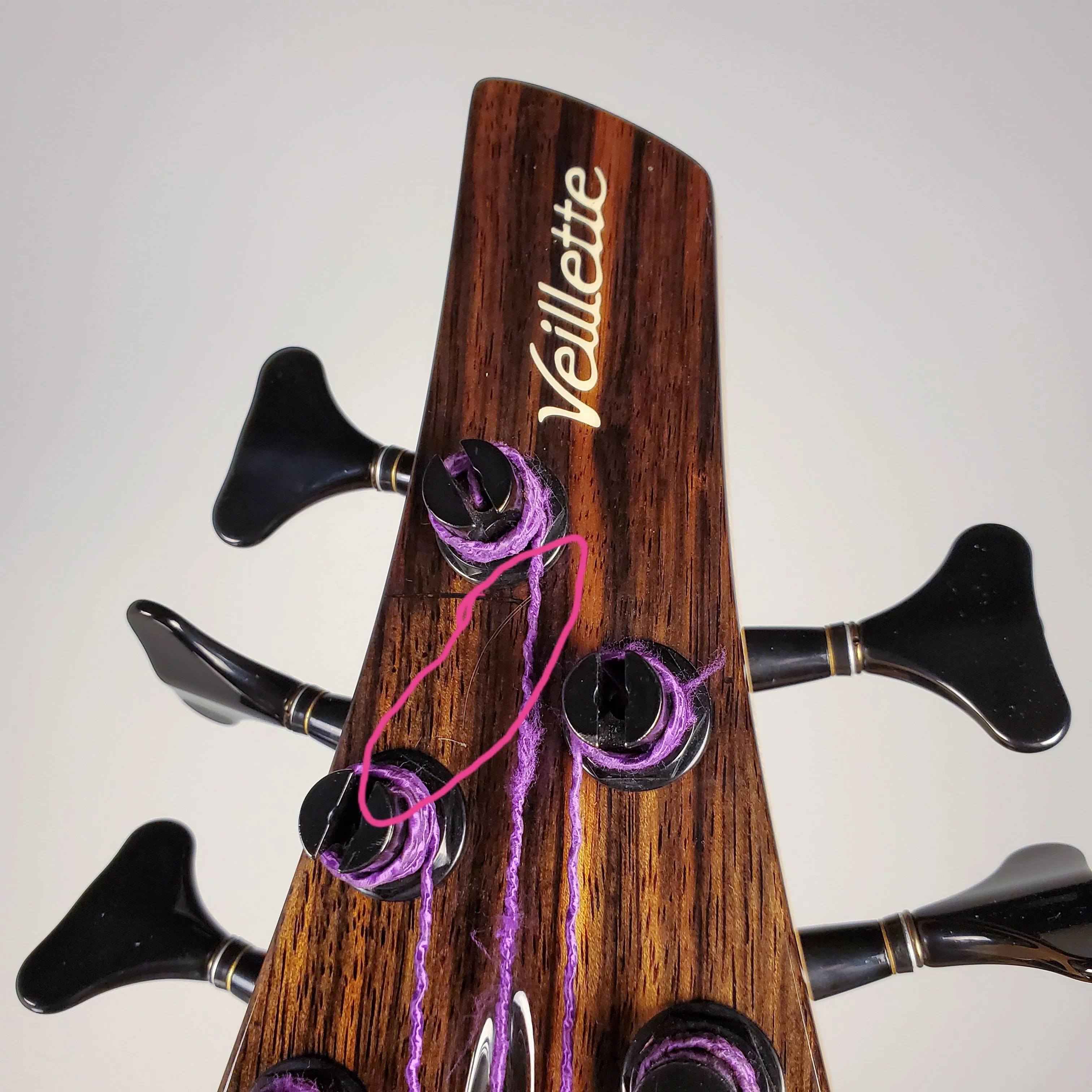 Veillette Minotaur 5 String 33" Short Scale Bass Guitar w/ Piezo - Image 7