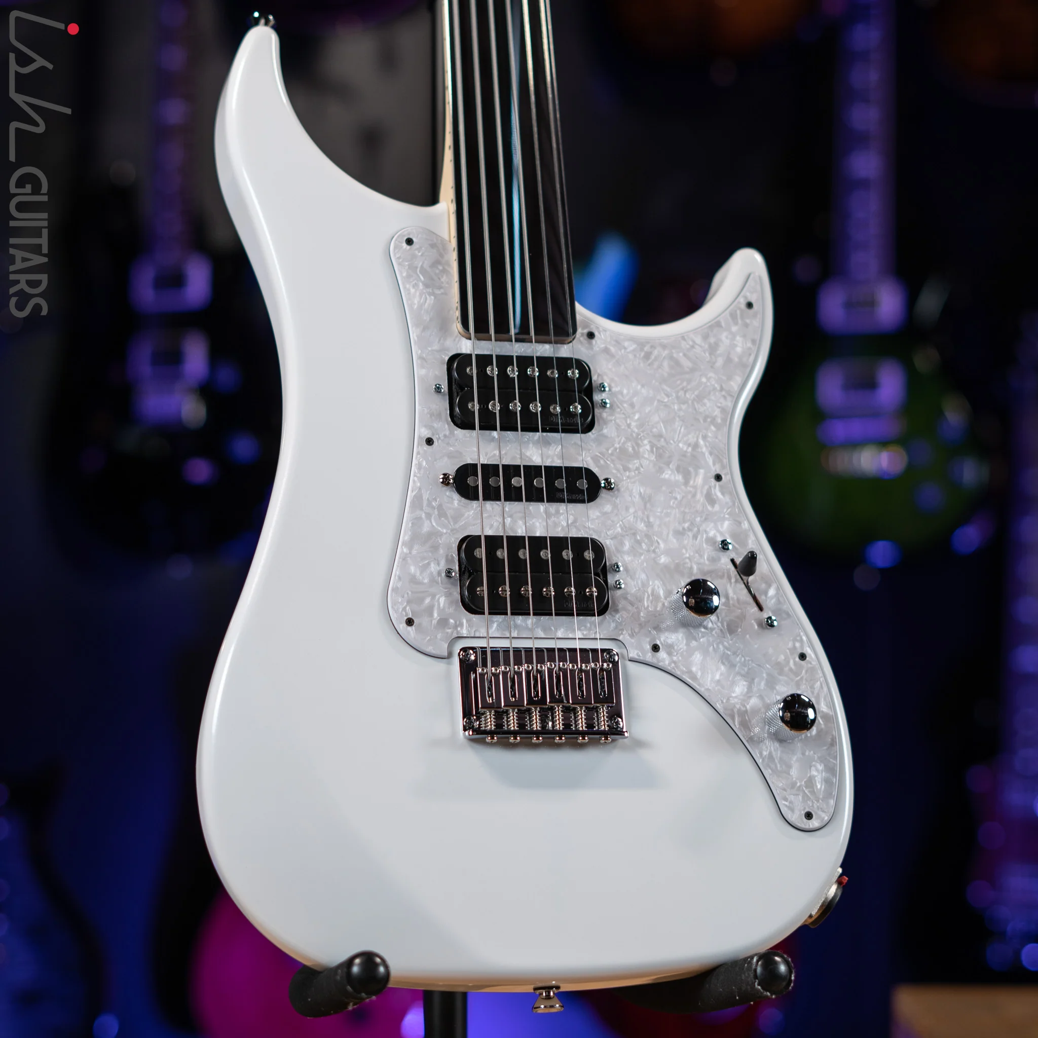Vigier Excalibur Surfreter Supra Fretless Pearl White