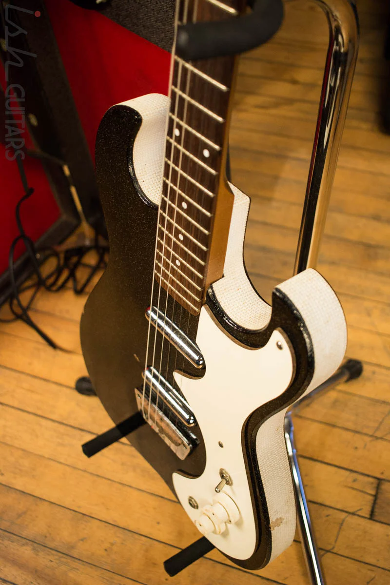 Vintage Silvertone 1449 W/ Amp Case - Image 8