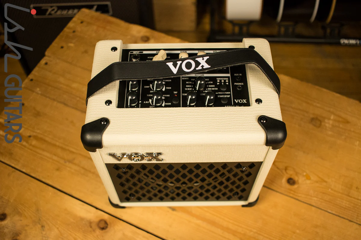 Vox Mini5 Modeling Guitar Amp with Rhythm - Image 2