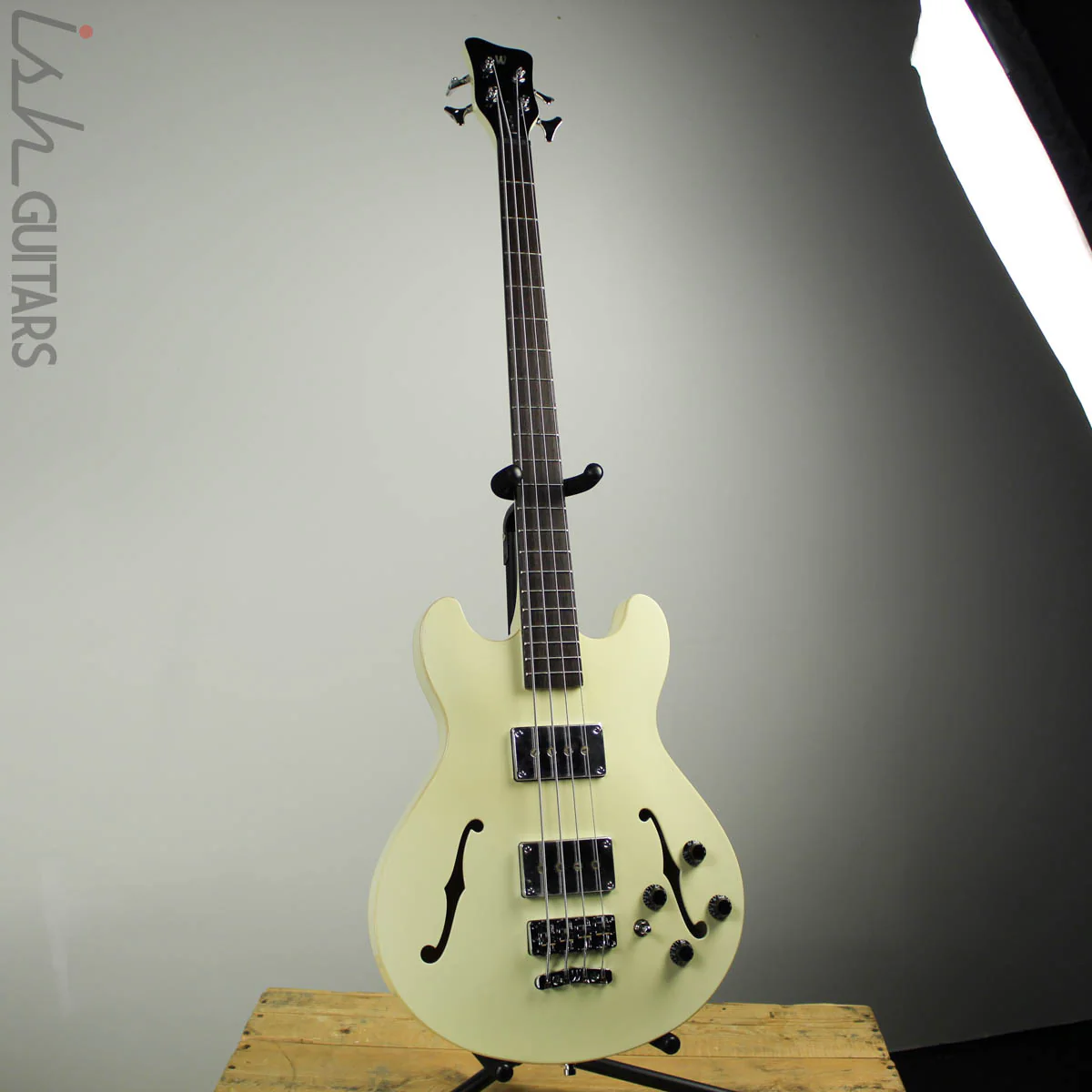 2018 Warwick Teambuilt Pro Series Star Bass Maple 4 Solid Creme White High Polish - Image 2