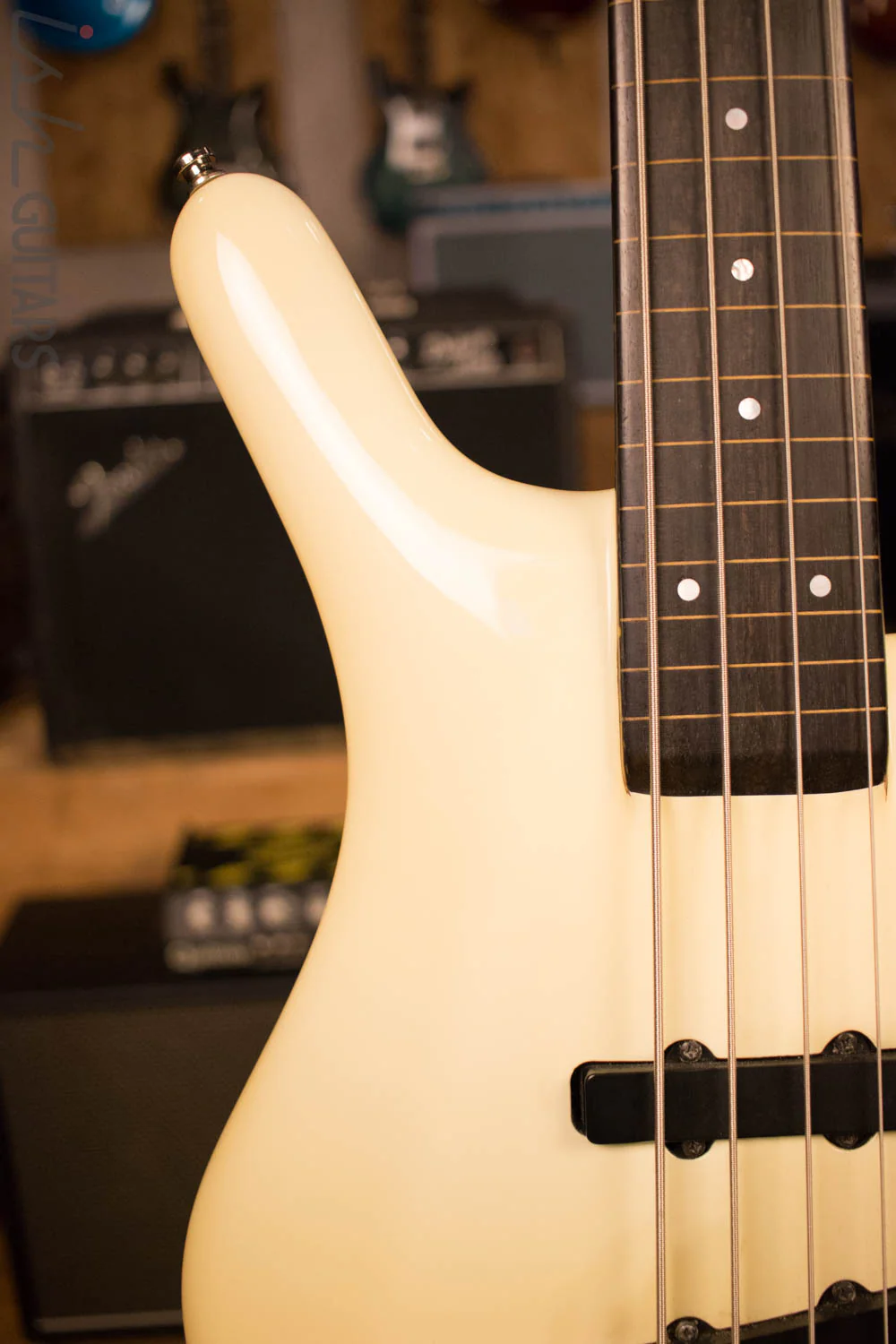 Early Warwick Thumb Fretless Bass Neck Thru Four String - Image 3