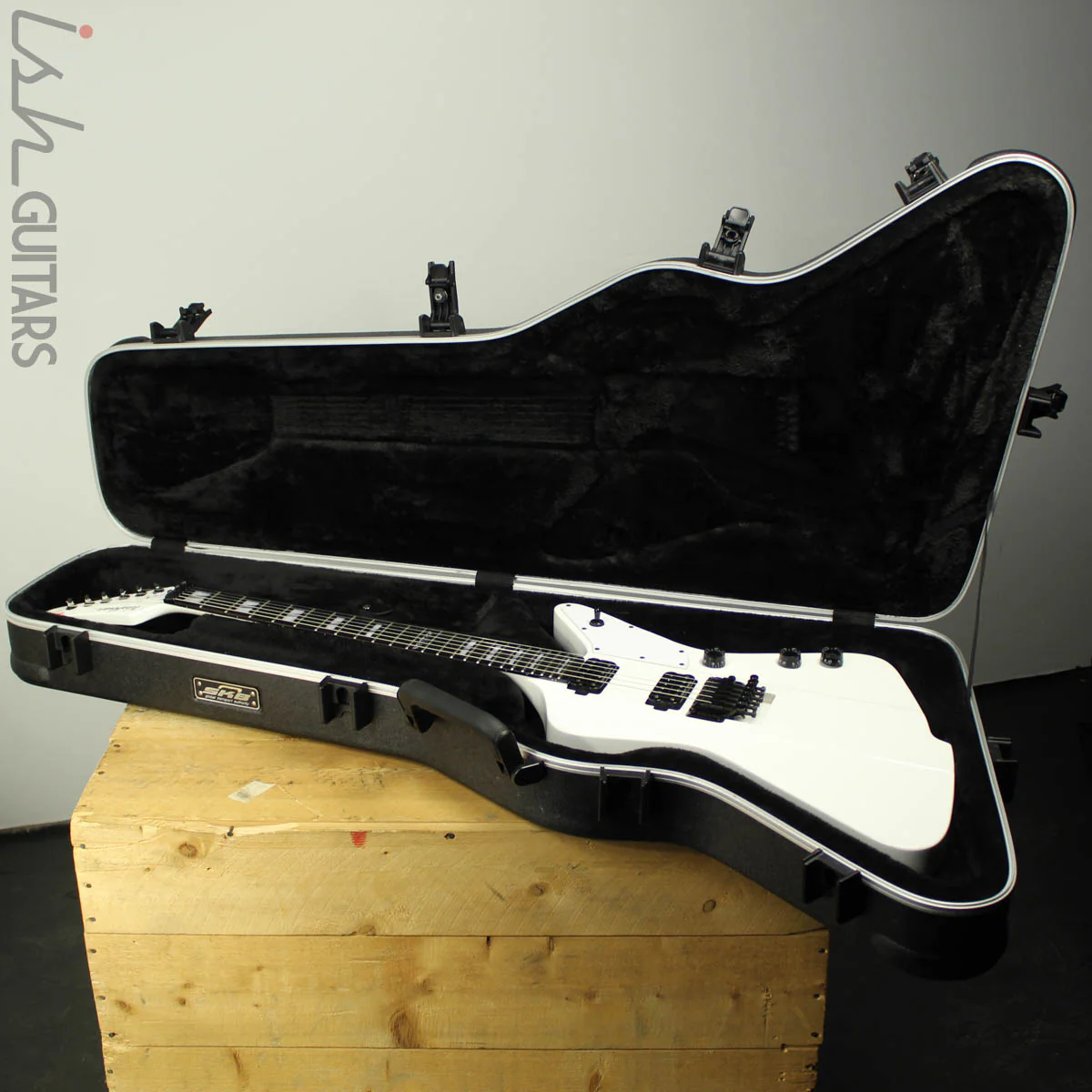 2016 Washburn Parallaxe Priestess Z20FR Marzi Montazeri Signature Electric Guitar Gloss White - Image 12
