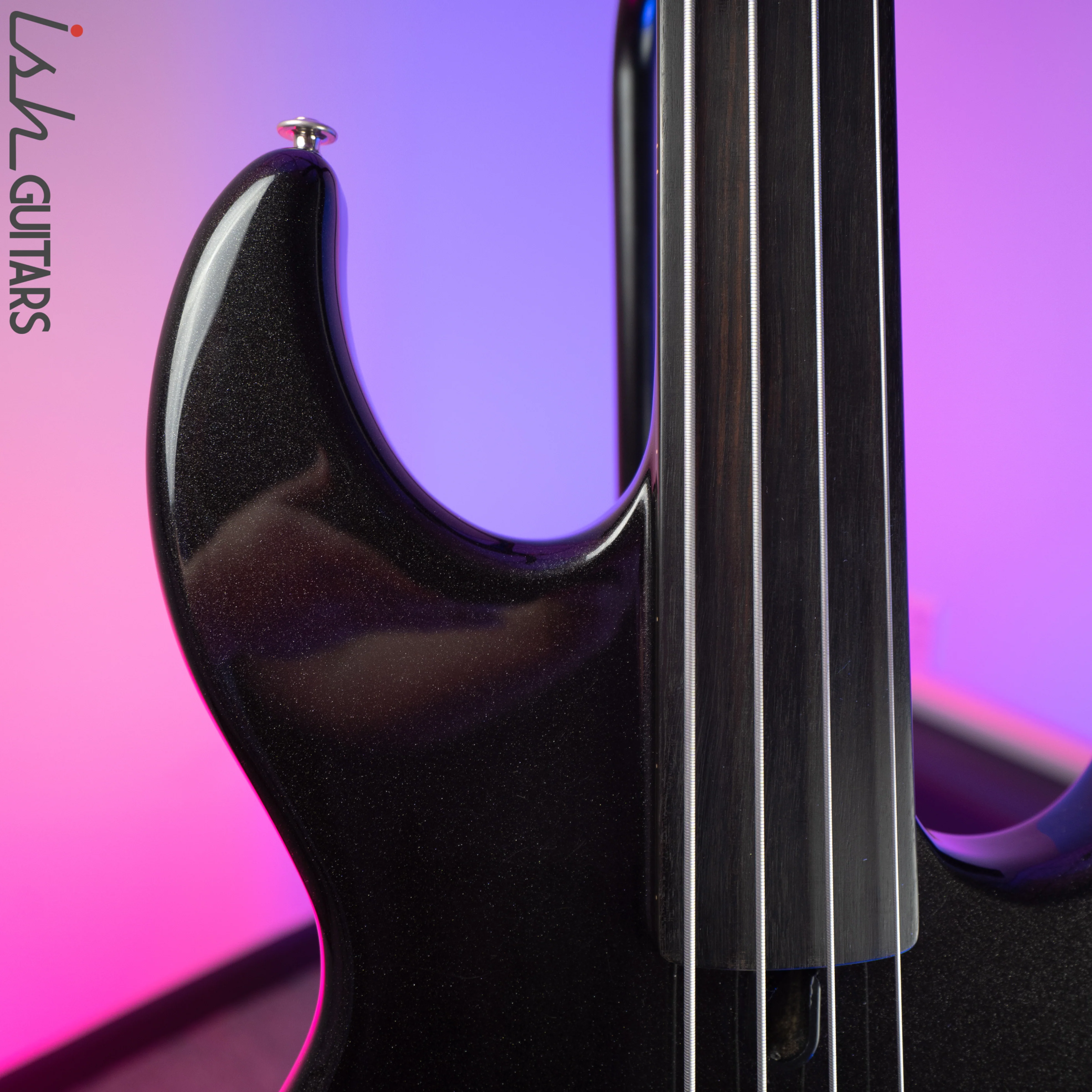 1990's Yamaha BB3000AF 4 String Fretless Metallic Black - Image 2